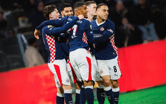 PSV, Hollanda Ligi'nde üst üste 3. kez şampiyon