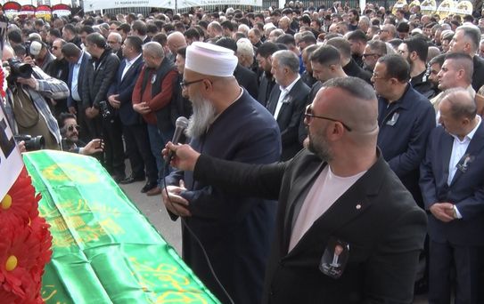 'Kürt Ahmet' lakaplı Ahmet Turgut son yolculuğuna uğurlandı