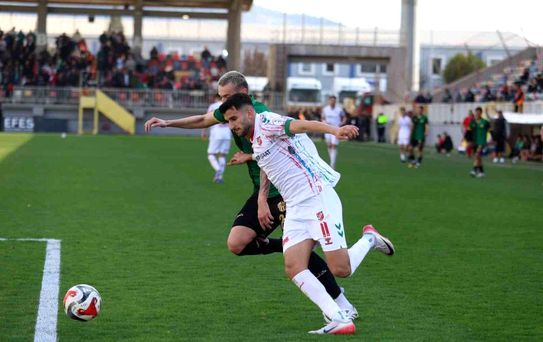 Karşıyaka'dan Bornova'ya Farklı Galibiyet