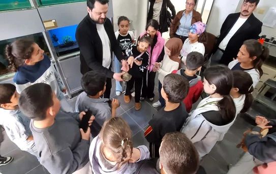 Boyabatlı Öğrenciler Tarihi ve Bilimsel Merkezleri Geziyor