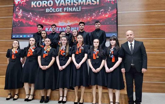 Kastamonu Mustafa Kaya Anadolu Lisesi, Koro Yarışmasında Birinci Oldu
