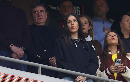 Lucescu'nun yerine göreve gelen Hagi'nin aylık maaşı ortaya çıktı! Az bulan da var yeterli diyen de