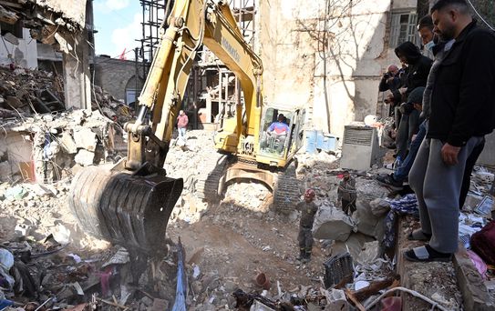 Beyrut'ta Aile Acısı: 3 Kayıp, 1 Umut