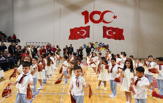 Ladik'te 23 Nisan Coşkusu