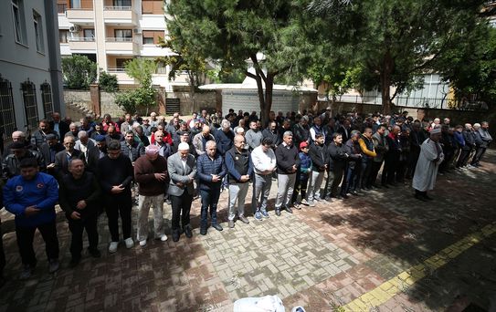 Alanya'da Silahlı Saldırıya Gıyabi Cenaze