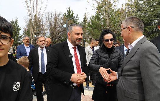 Turgut Özal Parkı Açıldı