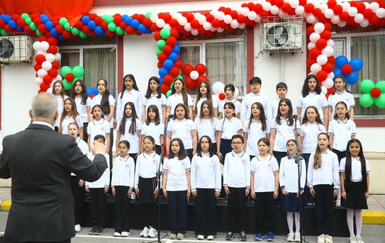 Azerbaycan'da 23 Nisan Ulusal Egemenlik ve Çocuk Bayramı kutlandı
