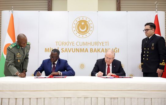 Nijer Savunma Bakanı Ankara'da