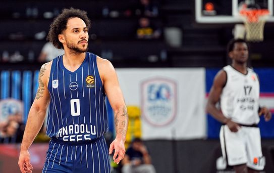 Anadolu Efes Uzatmada Kazandı