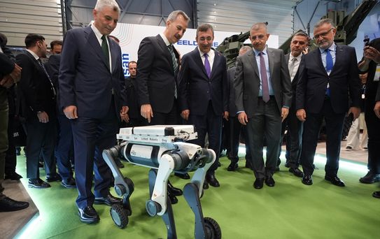 Cumhurbaşkanı Yardımcısı Yılmaz, SAHA 2026 fuarı ziyaretinde konuştu Açıklaması