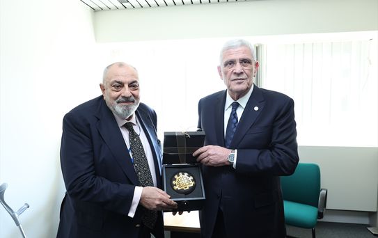 Dervişoğlu ve Türkeş Fransa'da Görüştü