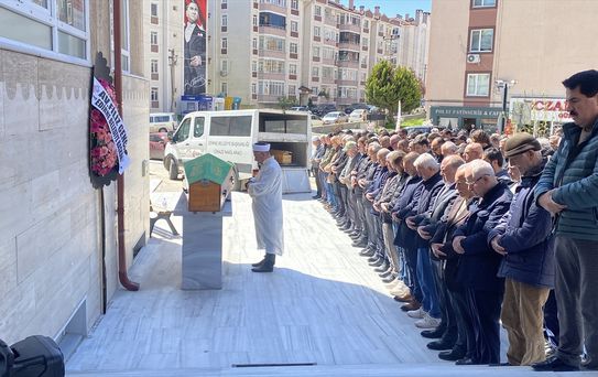 Edirne'de Balkonundan Düşen Çocuk Hayatını Kaybetti