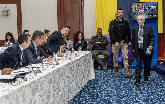 Aziz Yıldırım'dan Şeffaflık Çağrısı