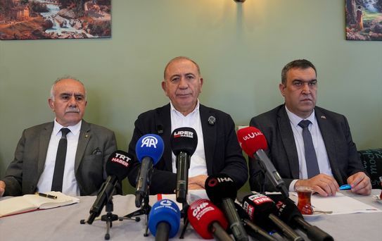 Gür?sel Tekin İstanbul'da basın toplantısı düzenledi Açıklaması