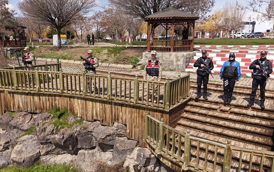 İnci Kefalinin Korunması İçin Nöbet