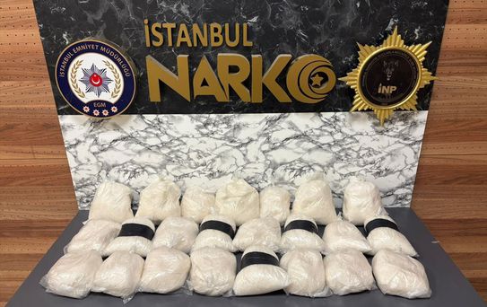 İstanbul'da kargoyla gönderilen buzdolabına gizlenmiş 28 kilo 150 gram uyuşturucu ele geçirildi