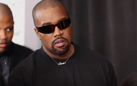 Kanye West’e İngiltere yasağı! İçişleri Bakanlığı vizesini iptal etti