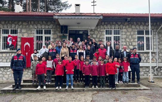 Kargı'da öğrenci ve velilere KADES uygulaması anlatıldı
