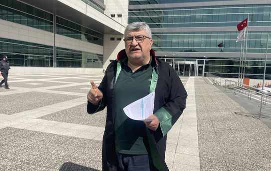 Yangında Yakınlarını Kaybeden Avukat Açıklama Yaptı