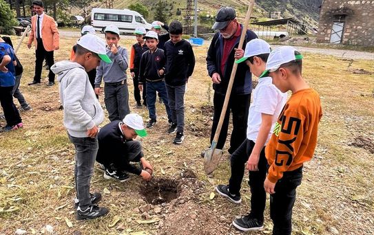 Fidan Dikimi Etkinliği Düzenlendi