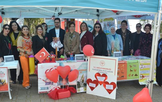 Karamürsel'de Kanserle Mücadele Farkındalığı