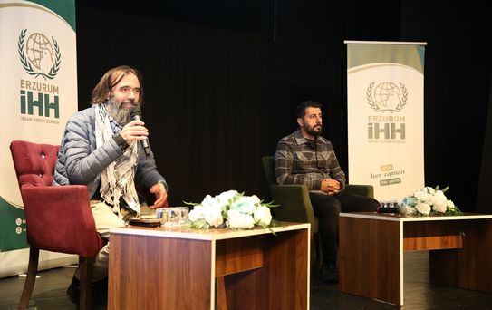 Küresel Sumud Filosu aktivistleri 'Özgürlük ve Sumud Filosu Akdeniz'e Açılıyor' programında konuştu