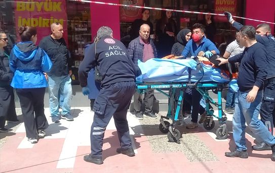Manisa'da Yangın: 1 Yaralı ve 1 Kurtarma
