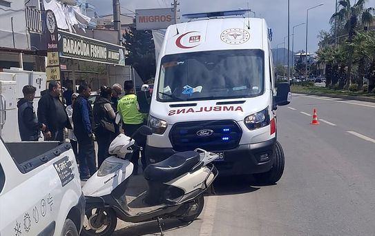 Mersin'de Motosiklet Kazası: İki Yaralı
