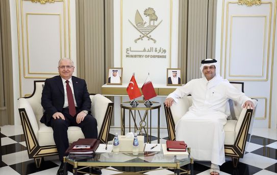 Yaşar Güler, Katar Savunma Bakanı ile Görüştü