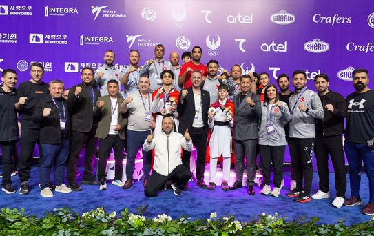 Tekvandoda İki Bronz Madalya