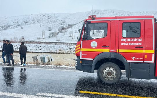 Muş'ta Minibüs Dereye Düştü: 8 Yaralı