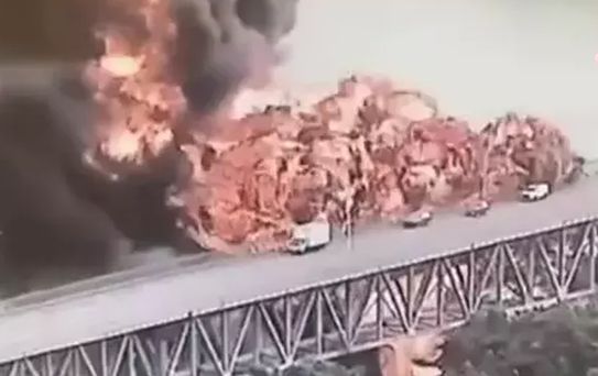 Panama’daki dehşet anları! Alevler köprüye sıçradı