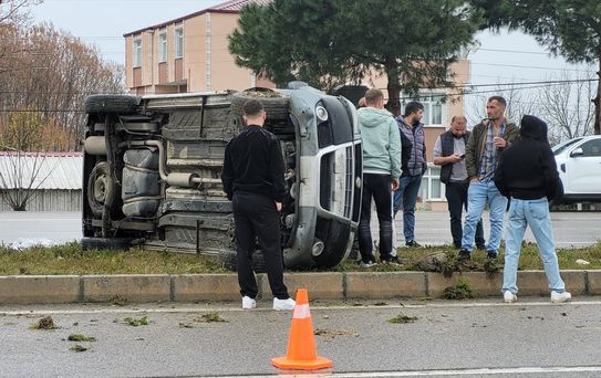 Samsun'da Elektrik Direğine Çarpma Kazası