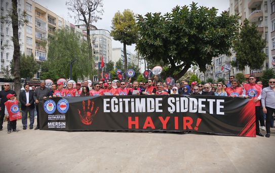 Eğitim Sendikaları Şiddeti Protesto Etti