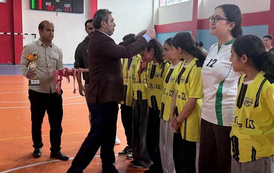 Sason'da Futsal Turnuvası Heyecanı