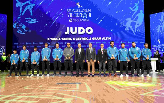 Selçuklu’nun yıldızları ödüllendirildi