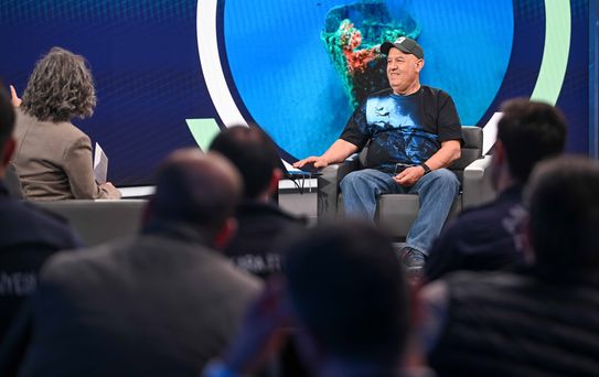 Su altı görüntü yönetmeni ve belgesel yapımcısı Tahsin Ceylan, AAtölye'nin konuğu oldu