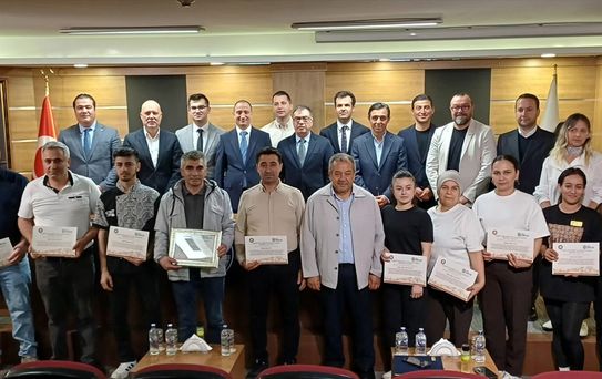 Tarsus'ta Hijyen ve Misafir Memnuniyeti Eğitimi Tamamlandı