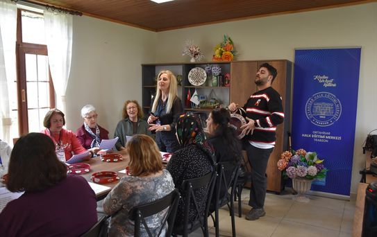 65 Yaş Üstü Kadınlar İçin Eğitim Programı