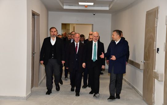 Vali Şahin Trabzon Şehir Hastanesi'ni İnceledi