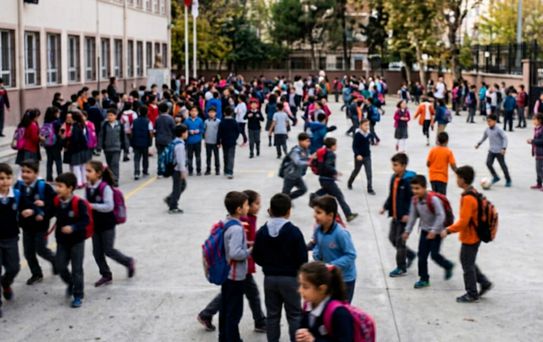 Ortaokulda kan don donduran olay! Koli bandı ile bağlayıp dövdüler