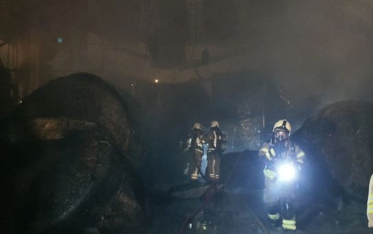 Tuzla'da Kumaş Fabrikasında Yangın