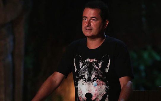 Acun Ilıcalı’dan kızlarıyla aile pozu