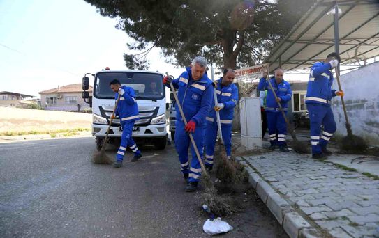 Aydın Büyükşehir'den Acarlar'da çevre düzenleme ve bakım çalışması