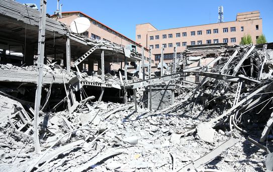 Hindistan Çelik Konferansını Erteledi