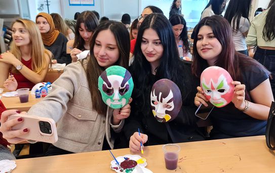 Pekin Operası'nın Renkleri Okan Üniversitesi'nde Hayat Buldu