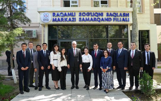 Bakan Memişoğlu, Özbekistan'da Sağlık İş Birliklerini Görüştü