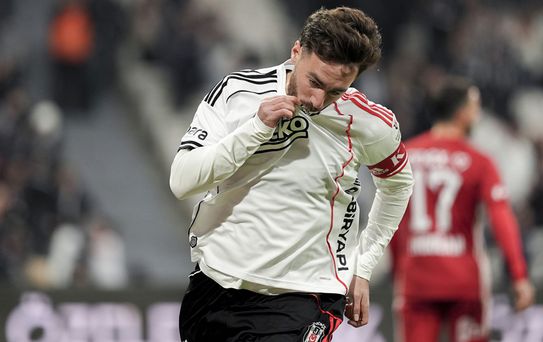 Orkun Kökçü'den resital