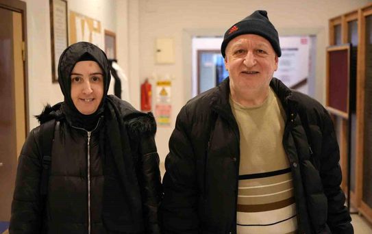 Baba-kız Okuma Yazma Kursunda Birlikte Öğreniyor - sondakika.com