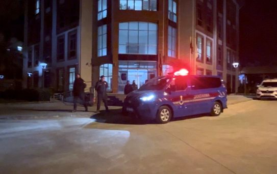 Bayındır'da Görevli Polislere Mukavemet: 4 Şüpheli Tutuklandı